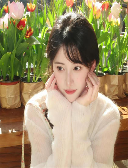 欧美高清vivoes69-出水芙蓉 电影